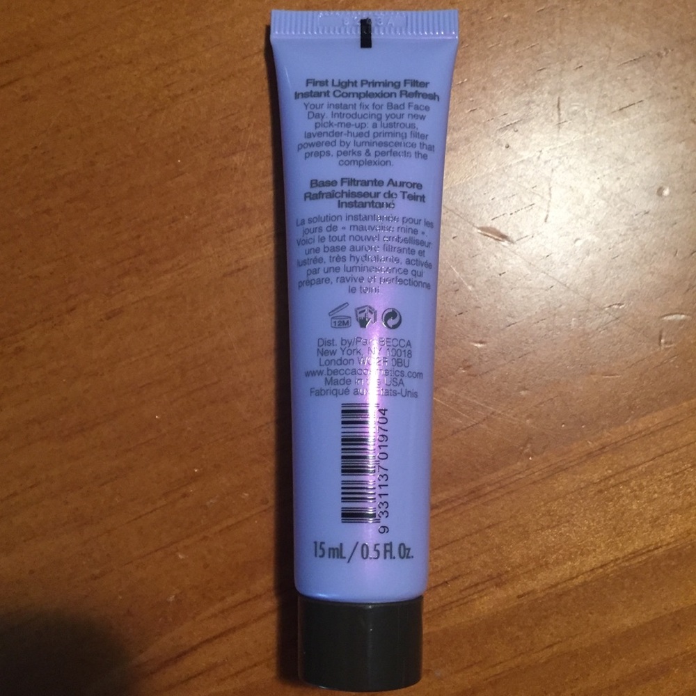 BECCA First Light Priming Filter - Picture 4 of 10